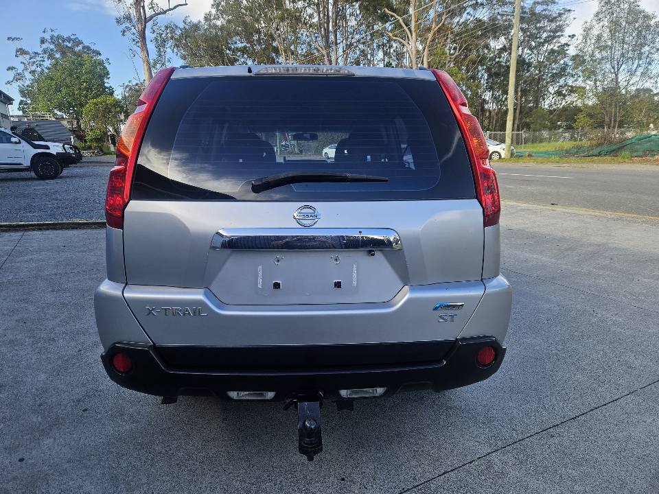 2010 Nissan X-Trail8.jpg